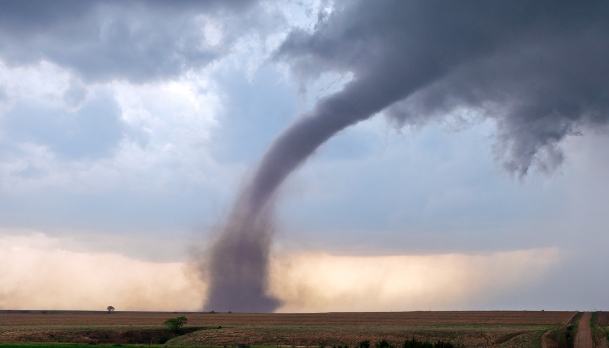 17 Tornadoes Struck on Weekend, Here are Today's Severe Weather Spots ...