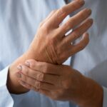 Arthritis and Warm Weather: Separating Fact From Fiction